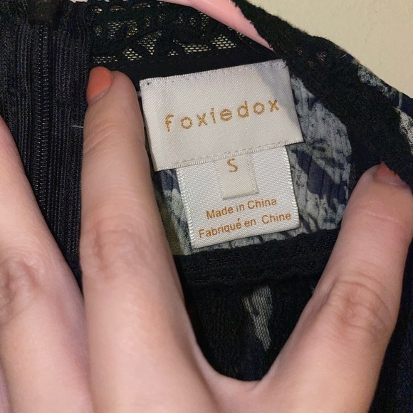 Foxiedox Juniper Floral High Neck Mini Dress Size Small - Picture 7 of 10